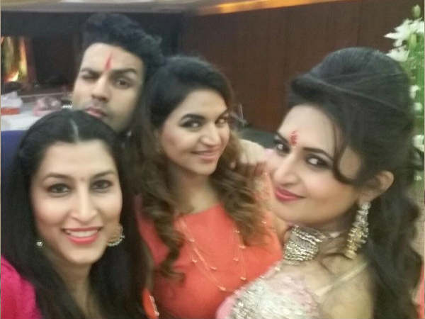 तस्वीरें..