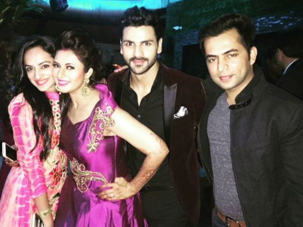 तस्वीरें...