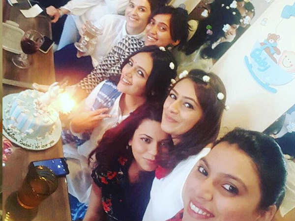 तस्वीरें..