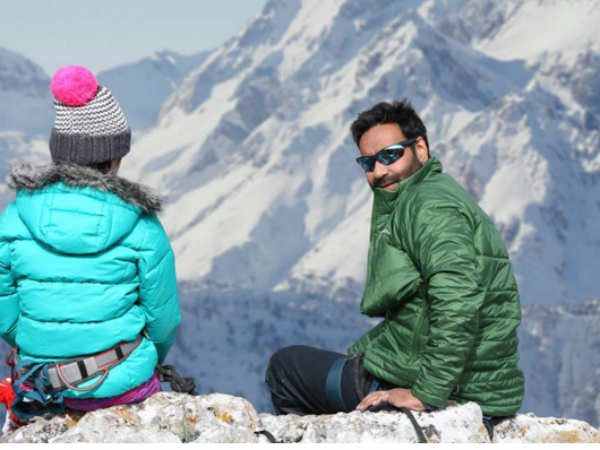 ऐ दिल है मुश्किल से टक्कर ऐ दिल है मुश्किल से टक्कर