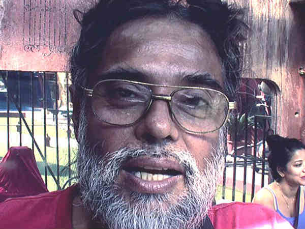 एसी लगाओ या मोना को जेल से निकालो... एसी लगाओ या मोना को जेल से निकालो...