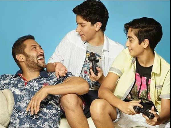 खानदान की तीसरी पीढ़ी खानदान की तीसरी पीढ़ी