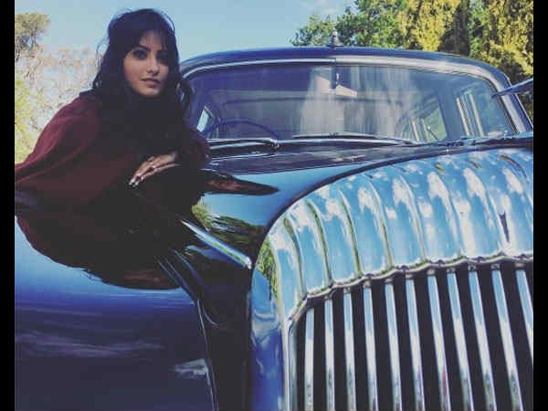 अनीता उर्फ़ शगुन अनीता उर्फ़ शगुन