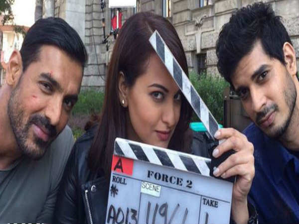 फोर्स 2 का पलड़ा भारी फोर्स 2 का पलड़ा भारी