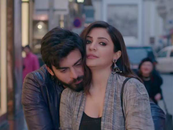 'डियर जिंदगी से मुकाबला 'डियर जिंदगी से मुकाबला