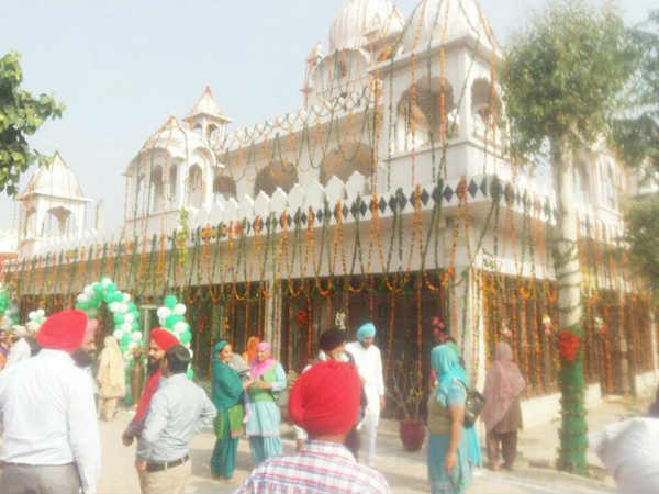 सजा हुआ समारोह स्थल सजा हुआ समारोह स्थल
