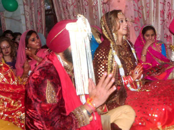 गुरूद्वारे से हुई शादी गुरूद्वारे से हुई शादी
