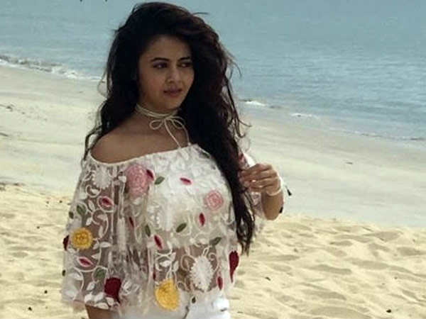 दोबोलीना भट्टाचार्य दोबोलीना भट्टाचार्य