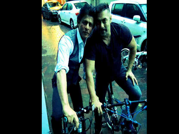 शाहरुख-सलमान शाहरुख-सलमान