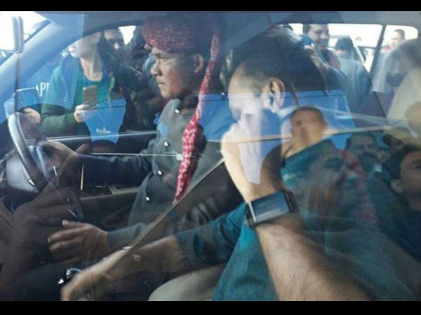 अनिल अंबानी भी दिखे अनिल अंबानी भी दिखे