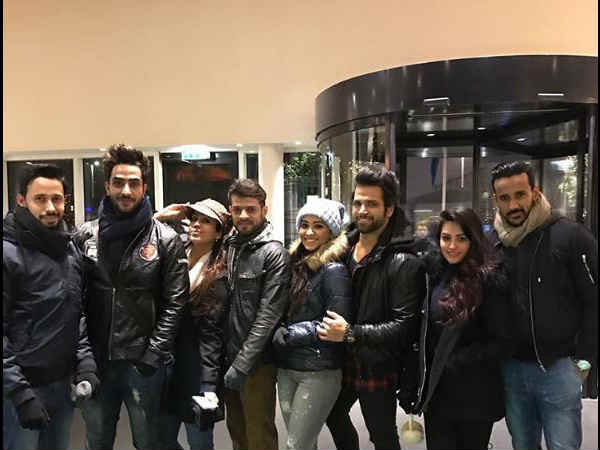 मस्ती करते हुए मस्ती करते हुए