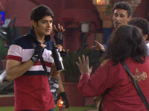 Bigg Boss 10 latest update big boss warned swami om after he threatened to destroy Rohan Mehra’s face Bigg Boss 10 latest update big boss warned swami om after he threatened to destroy Rohan Mehra’s face