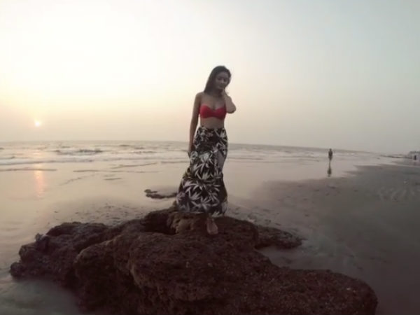 बंगाली,तेलगु फिल्मों में आ चुकी है नजर बंगाली,तेलगु फिल्मों में आ चुकी है नजर
