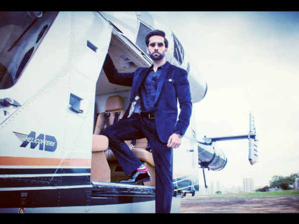 खाने के हैं शौक़ीन खाने के हैं शौक़ीन