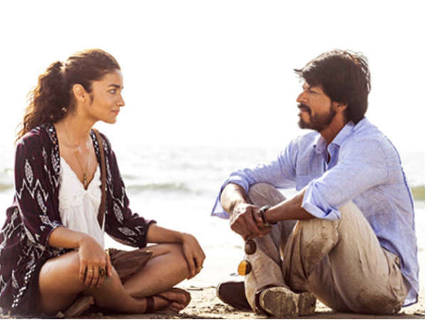 i-chose-to-do-dear-zindagi-because-you-were-it-srk-to-alia-bhatt i-chose-to-do-dear-zindagi-because-you-were-it-srk-to-alia-bhatt