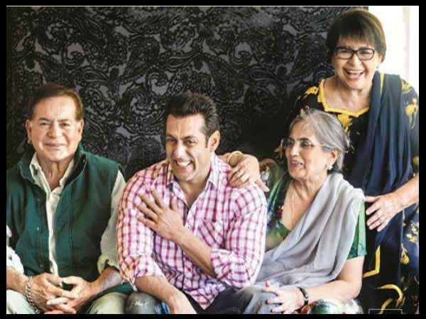 दो मां वाली फैमिली दो मां वाली फैमिली