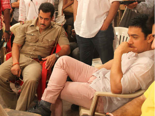 फिल्म वीकएंड में 51 करोड़ की कमाई फिल्म वीकएंड में 51 करोड़ की कमाई