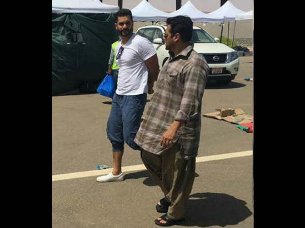 अबू ढाबी में शूटिंग अबू ढाबी में शूटिंग
