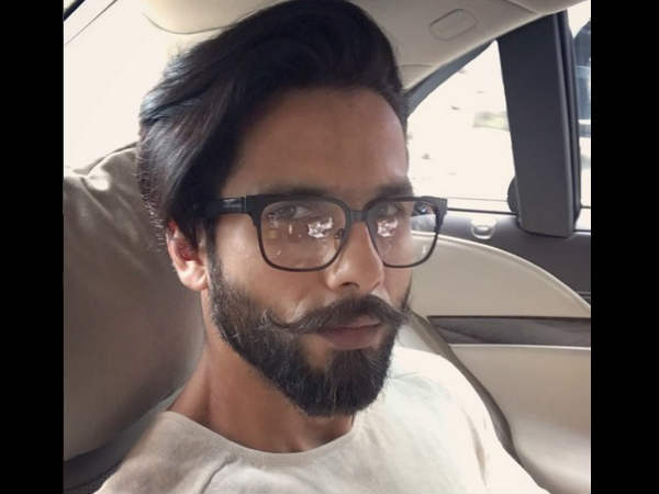 और भी बहुत कुछ और भी बहुत कुछ