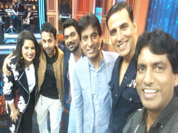 अक्षय कुमार- द ग्रेट इंडियन लाफ्टर चैलेंजे अक्षय कुमार- द ग्रेट इंडियन लाफ्टर चैलेंजे