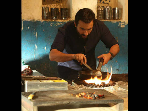 पास होते हैं एयरलिफ्ट डायरेक्टर पास होते हैं एयरलिफ्ट डायरेक्टर
