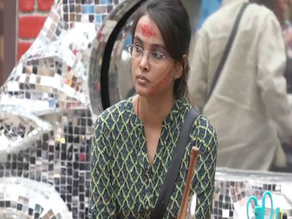 ज्योति कुमारी घर से बाहर ज्योति कुमारी घर से बाहर
