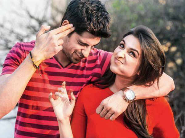करीना-काजोल को टक्कर करीना-काजोल को टक्कर