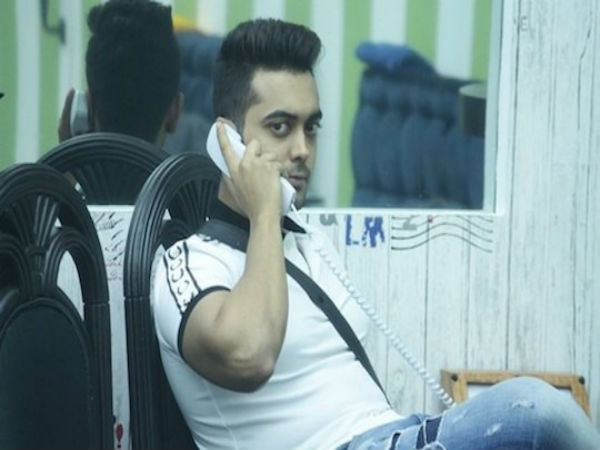 नंबर 6 OUT नंबर 6 OUT
