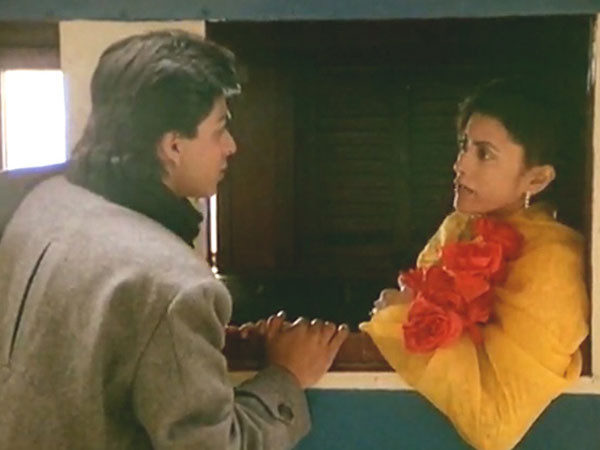मैगेजिन ने लिखा- निर्देशक ने शाहरुख को दीपा के साथ एक रात गुजारने को कहा मैगेजिन ने लिखा- निर्देशक ने शाहरुख को दीपा के साथ एक रात गुजारने को कहा