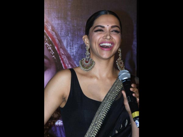 दीपिका ने नहीं बताई ये बात दीपिका ने नहीं बताई ये बात