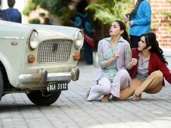 हुईं वायरल हुईं वायरल