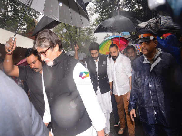 अमिताभ बच्चन अभिषेक बच्चन अमिताभ बच्चन अभिषेक बच्चन