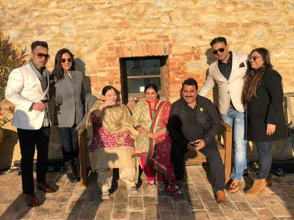 सबने दिया साथ सबने दिया साथ