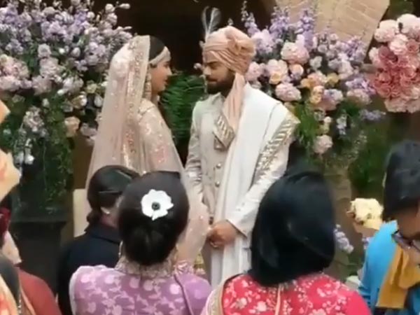 विराट - अनुष्का की शादी विराट - अनुष्का की शादी
