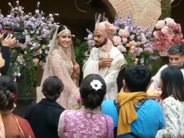 विराट - अनुष्का की शादी विराट - अनुष्का की शादी