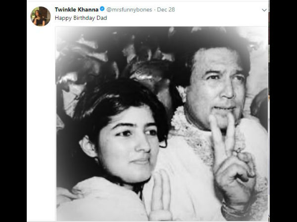 twinkle-khanna-celebrate-birthday-with-family-shares-pic twinkle-khanna-celebrate-birthday-with-family-shares-pic