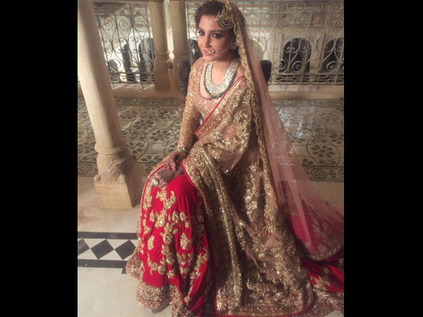 anushka-sharma-is-pissed-off-with-manish-malhotra-know-reason anushka-sharma-is-pissed-off-with-manish-malhotra-know-reason
