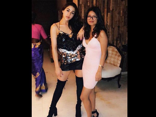 sara-ali-khan-was-too-glam-at-kareena-kapoor-s-christmas-party sara-ali-khan-was-too-glam-at-kareena-kapoor-s-christmas-party