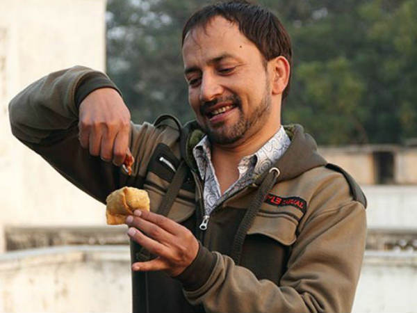 दीपक डोबरियाल दीपक डोबरियाल