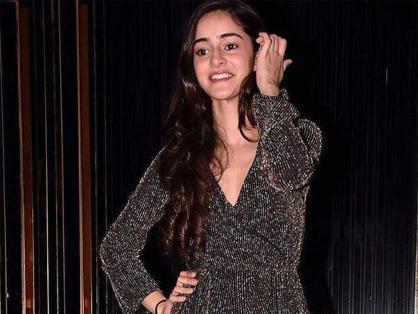 पार्टी की शौकीन पार्टी की शौकीन