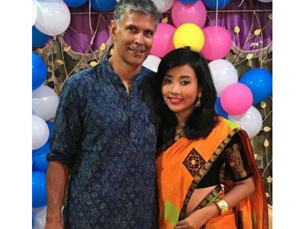 ऐसे एनाउंस की इंगेजमेंट