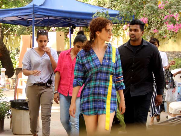 कंगना का लुक