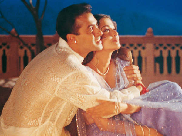 नंदिनी को समीर के खत टाइम पर मिलते