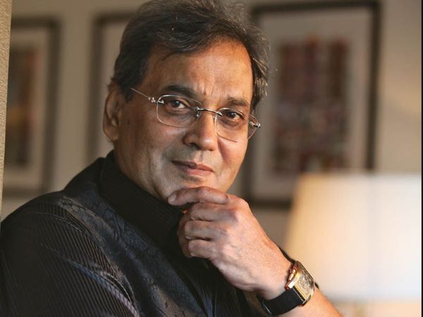 मुझे होटल के कमरे में ले गए मुझे होटल के कमरे में ले गए