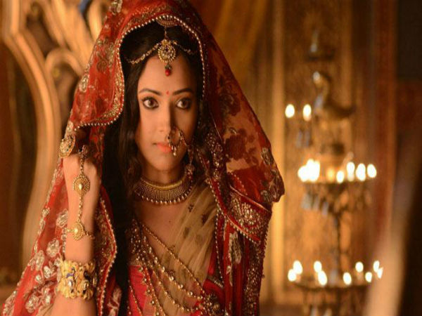 अनुराग कश्यप के कारण हुई अनुराग कश्यप के कारण हुई
