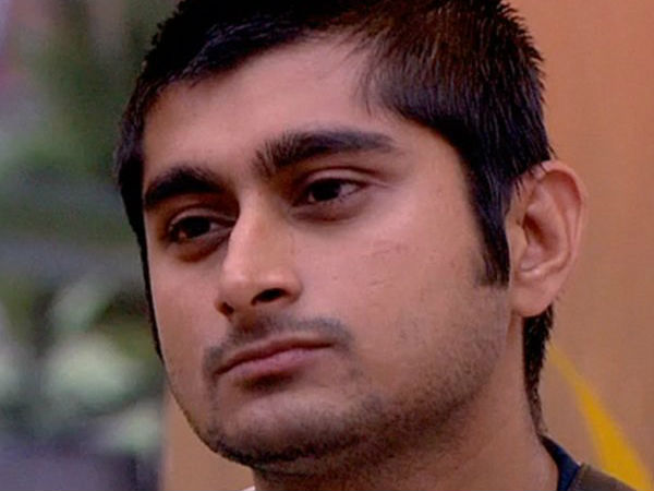 सलमान ने दीपक से कहा मार खाने का काम बंद करो सलमान ने दीपक से कहा मार खाने का काम बंद करो