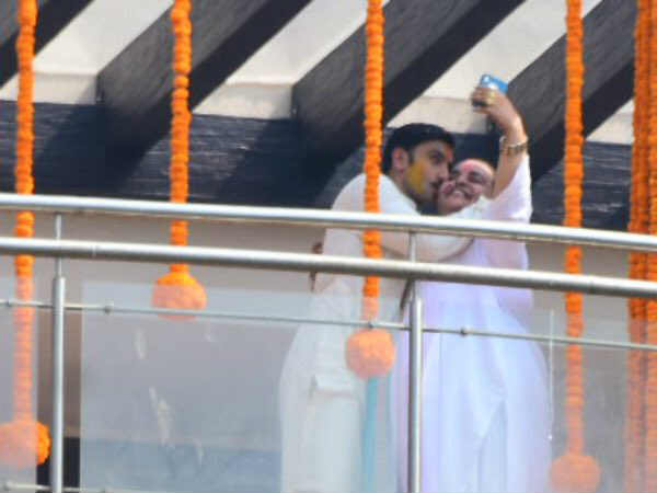 शानू शर्मा के साथ दिखे रणवीर शानू शर्मा के साथ दिखे रणवीर