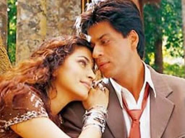 खामोशियां गुनगुनाने लगीं खामोशियां गुनगुनाने लगीं