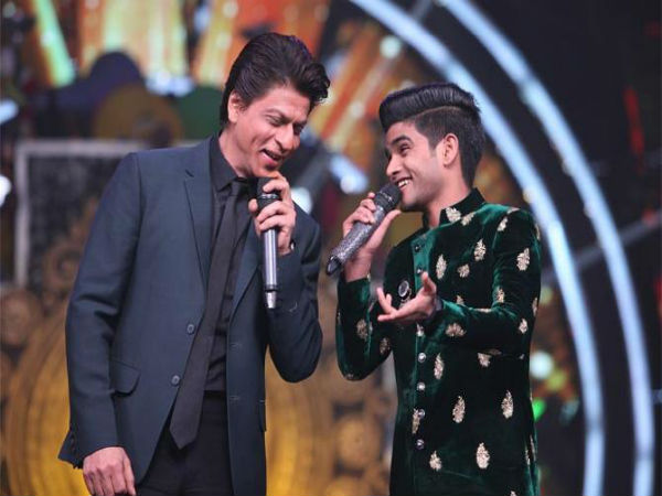 शाहरुख और सलमान ने गाया स्पेशल गाना शाहरुख और सलमान ने गाया स्पेशल गाना