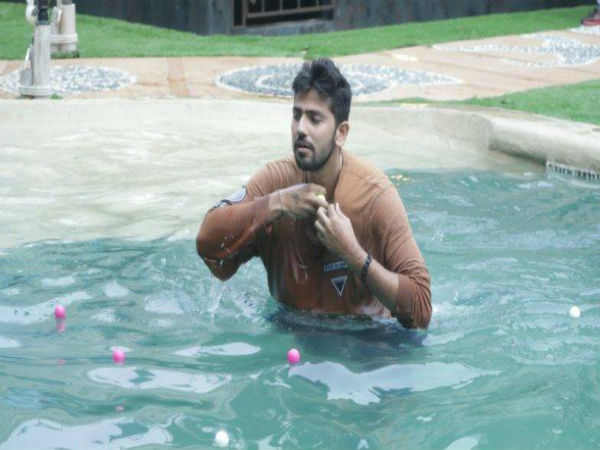 नंबर 4 नंबर 4